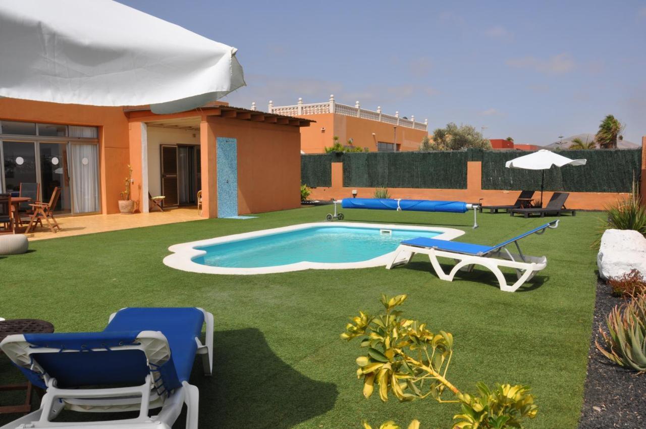 ECO Villa White Suite with climatized pool Caleta De Fuste Esterno foto