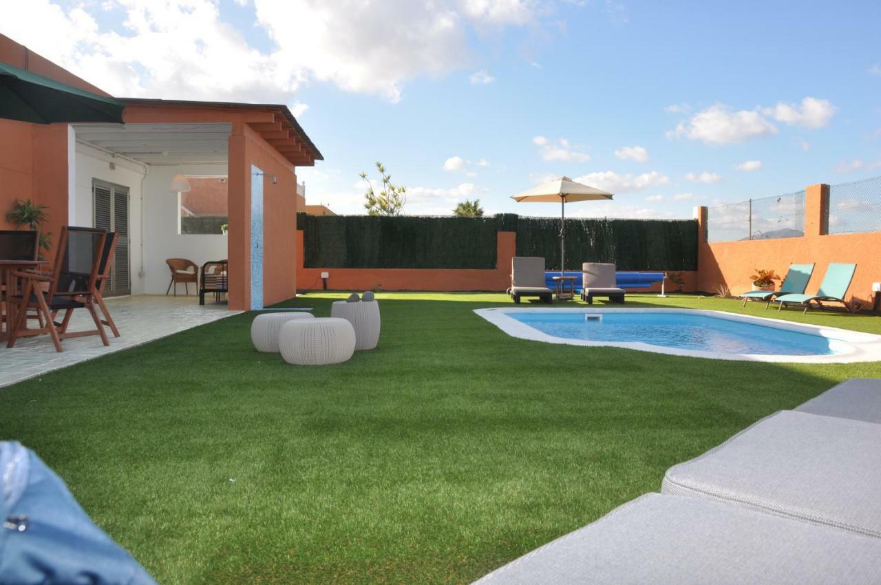 ECO Villa White Suite with climatized pool Caleta De Fuste Esterno foto