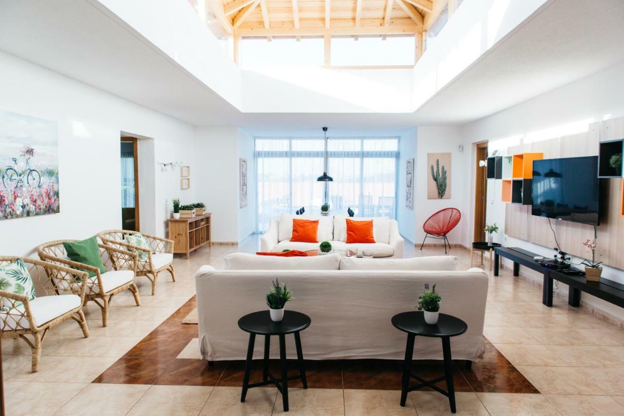 ECO Villa White Suite with climatized pool Caleta De Fuste Esterno foto