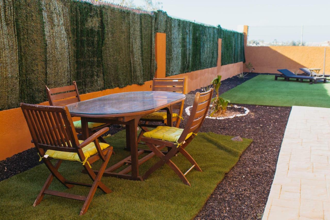 ECO Villa White Suite with climatized pool Caleta De Fuste Esterno foto