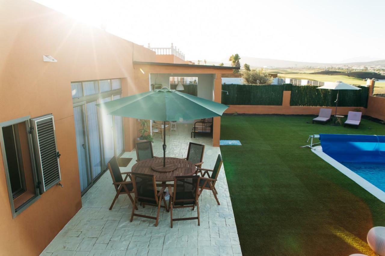 ECO Villa White Suite with climatized pool Caleta De Fuste Esterno foto